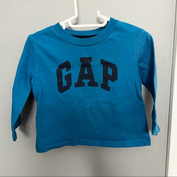 7/$20 | Gap long sleeve - Picture 1 of 4